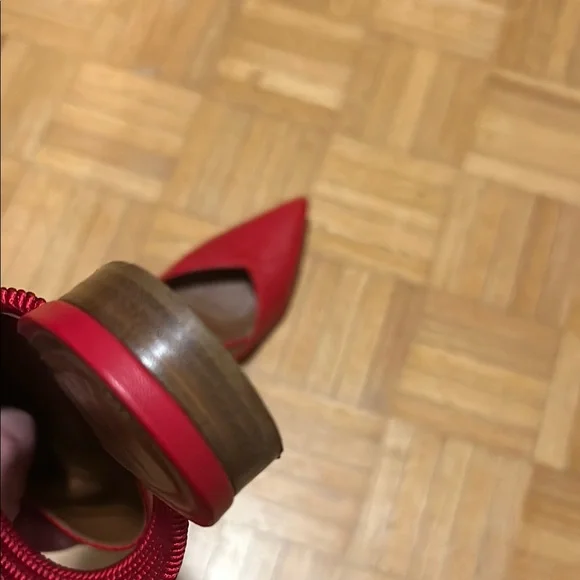 Malone - Picture 7 of 13